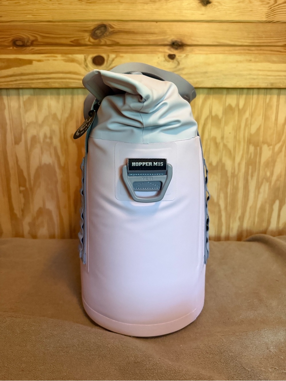 YETI Hopper M15 Tote Cooler Cherry Blossom - Picture 3 of 9